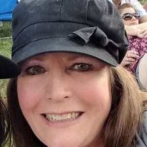 Meet your Posher, Sharon